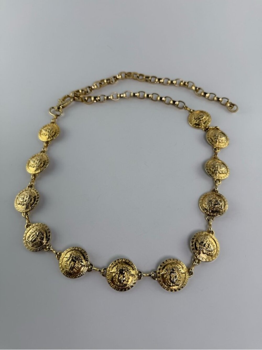 SOLD Medusa Head Coin Gold Tone Chain Belt Size Small - Picture 2 of 7